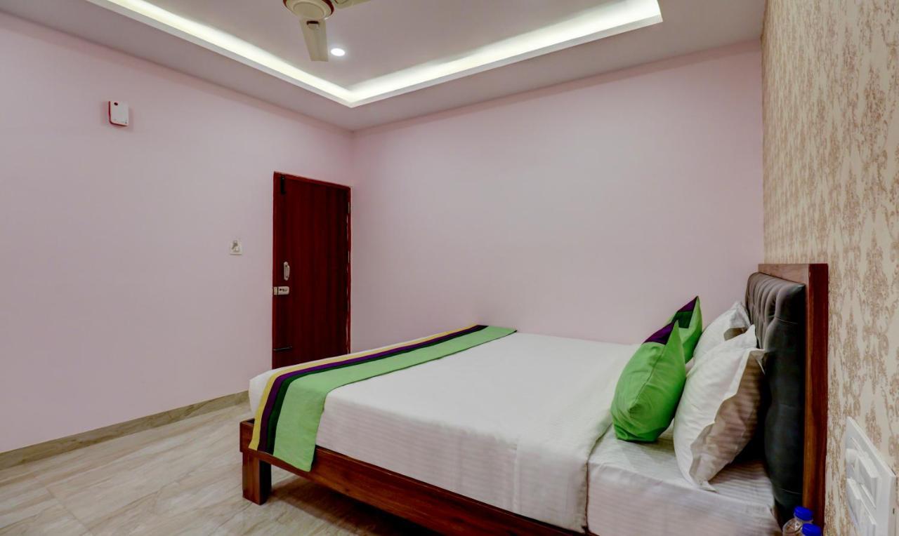 Treebo Three Street Inn Bangalore Exterior photo