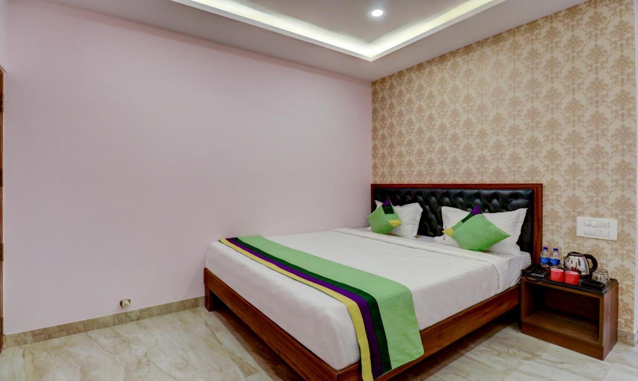 Treebo Three Street Inn Bangalore Exterior photo