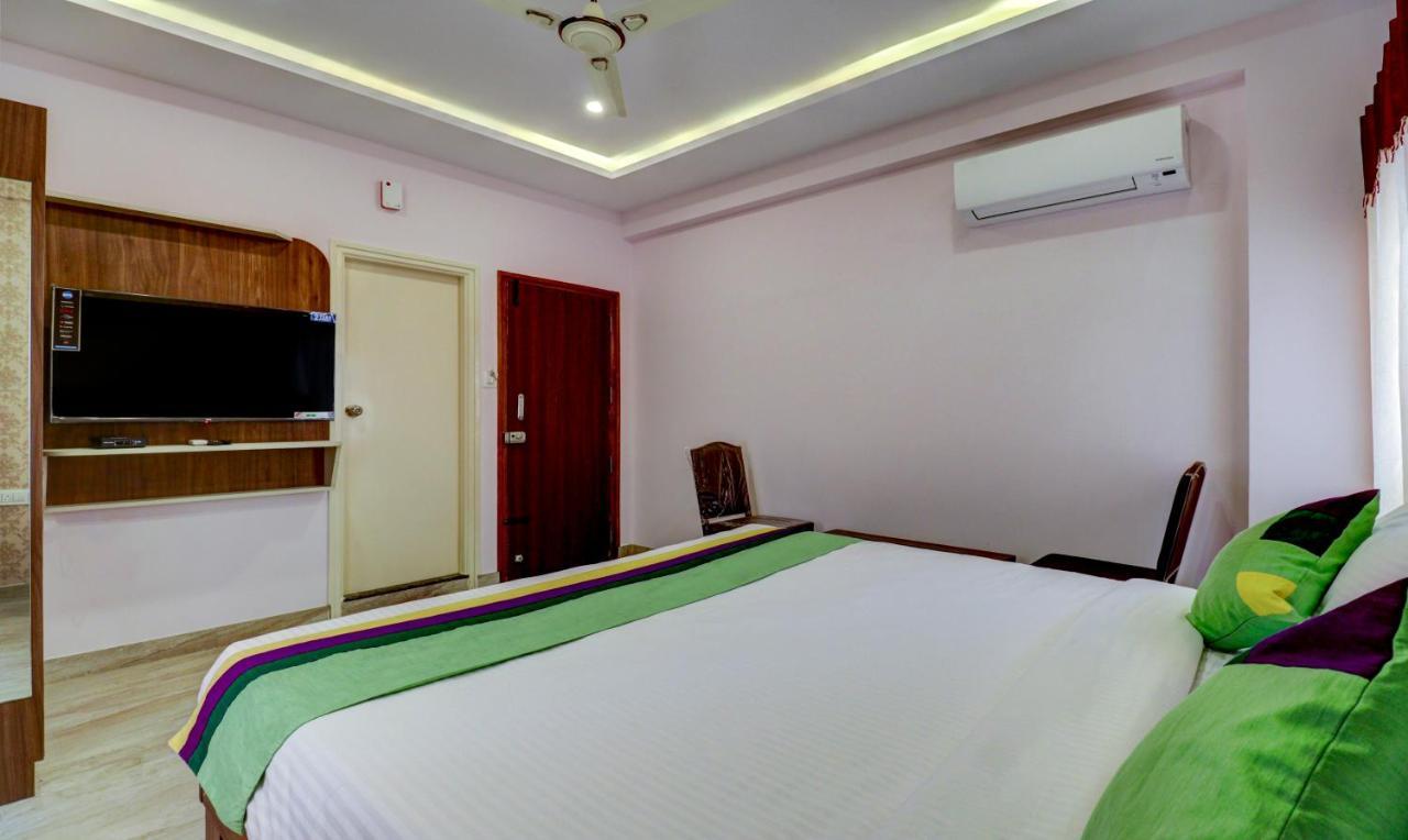 Treebo Three Street Inn Bangalore Exterior photo
